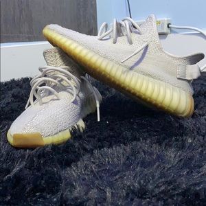 Yeezy Boozt 350